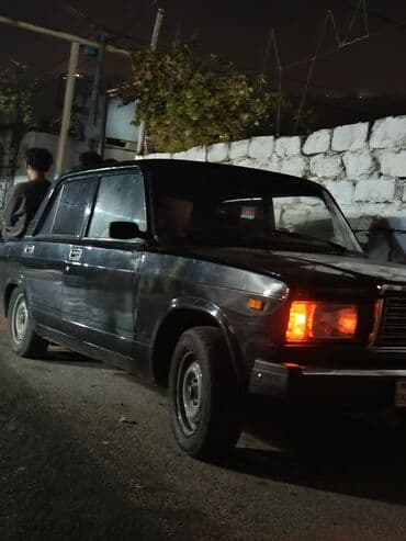 VAZ (LADA) 2107: 1.6 l | Sedan