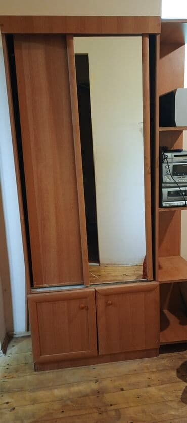 Kupe, 2 qapılı Dəhliz dolabı