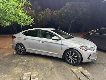 kia ceed kapot: Hyundai Elantra: 2 l | 2016 il Sedan — 2
