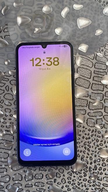ipone 15 sadə: Samsung Galaxy A25, 128 GB, rəng - Mavi — 1