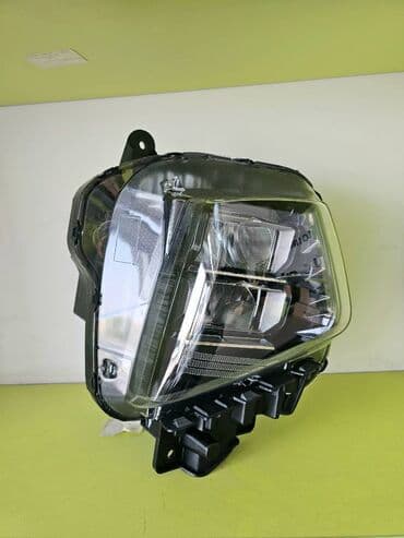 on fara: Hyundai Tucson 2021 on farasi . Hyundai Tucson 2022 qabaq sag ( sağ ) — 1