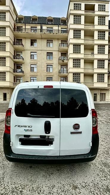 avto qaz kredit: Fiat Fiorino: 1.4 l | 2018 il 95000 km Van body type — 2
