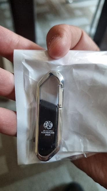 flashkart: 3rd CIS Games Azerbaijan 2025 temalı USB flaş yaddaş + karabin klipsli — 1