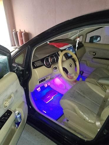 masin susesi: Nissan Tiida: 1.6 l | 2008 il Hetçbek — 9