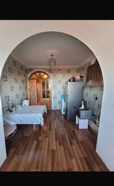 xirdalanda kiraye evler 2023: Geniş və rahat planlı mənzil. - Uzun, işıqlı qonaq otağı: iki — 4