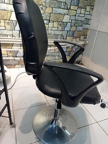 salon stulları: İşlənmiş, Saş kəsimi kreslosu — 1