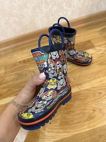 Детская обувь: Next резиновые сапожки 
Как новые 
Размер 22,5
Цена 15 — 2