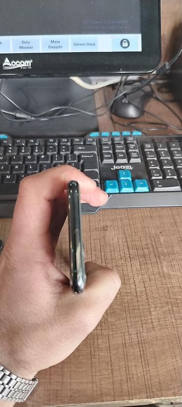 blu ray player: IPhone 11 Pro, 256 GB — 2