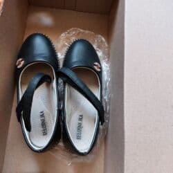 uwaq ucun tortlar: Tuflilər, Qız üçün, 32 — 1