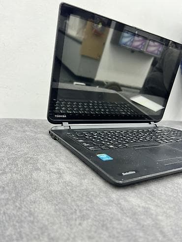 Toshiba: İşlənmiş Toshiba, 15.6 ", Intel Core i5, 512 GB, Ünvandan götürmə, Ödənişli çatdırılma — 2