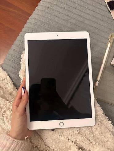 iphone 6 kreditle: Apple iPad – 9.7 düym Retina ekranlı, Touch ID düyməli model. Ağıllı — 1