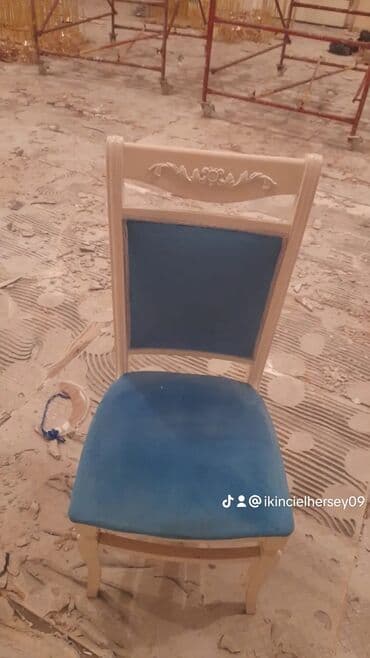 tek stullar: ‼️ Təcili satılır ‼️ Stul normal vəziyyətdədi 150 ədədi Qiymət — 2