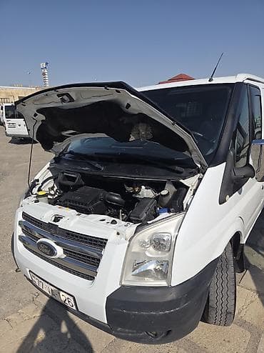 cherry masin: Ford Transit: 2.2 l | 2010 il 215500 km — 4