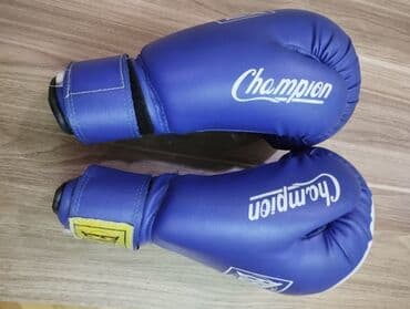 боксерская груша купить в баку: Mavi rəngdə "Everlast" markalı, 16 unsiya ölçüsündə boks əlcəkləri. Bu — 1