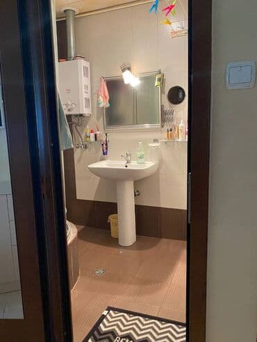 qubada aylıq kirayə evlər: Xətai rayonu (Xəzərin kruquna yaxın)5 mertebeli binanın 2-ci — 17