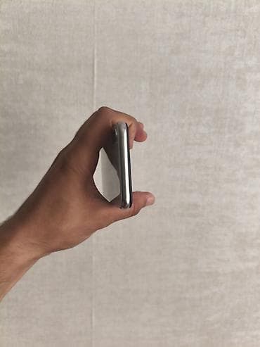 ver:6.20: IPhone X, 64 GB, Gümüşü, Qırıq — 7