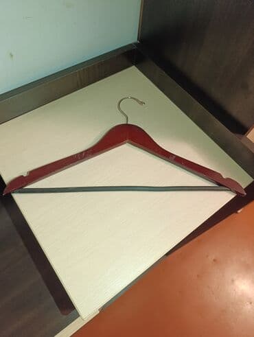 ucuz divar kağızları: Taxta Paltar Asqısı 0.50 AZN — 1