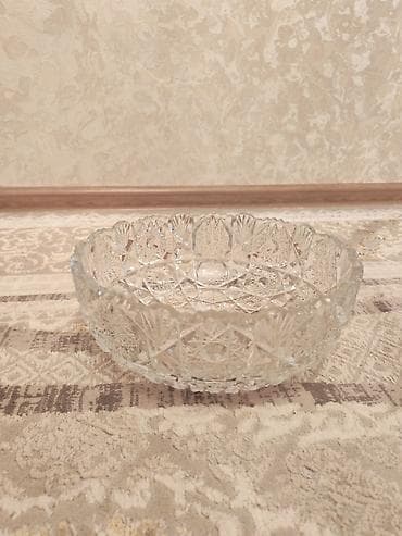 Meyvə qabı xrustal