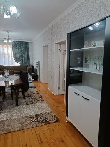 plasmas masa: Masa və oturacaqlar — 3