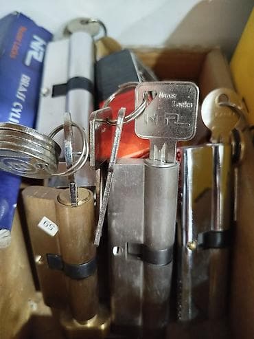 Silindr tipli qapı kilidləri və açarlar dəsti - Fərqli ölçülərdə euro