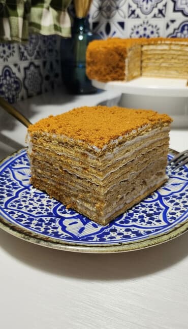 şirin dovşan şəkilləri: Ballı tort sifariş götururem🌸 Qaymaq və təbbi baldan hazırlayıram 🌸 — 1