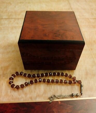 kehraba tesbeh: Səhifədə olan digər elanları görmək üçün İlahə adın üzərindən sıxın❗ — 5