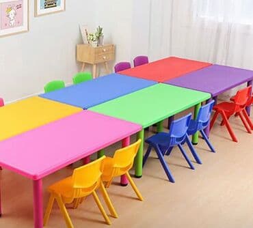 plastik qapi pencere profilleri: Oğlan və qız üçün, Siyirməsiz, Bağça masası, Stullar ilə — 2