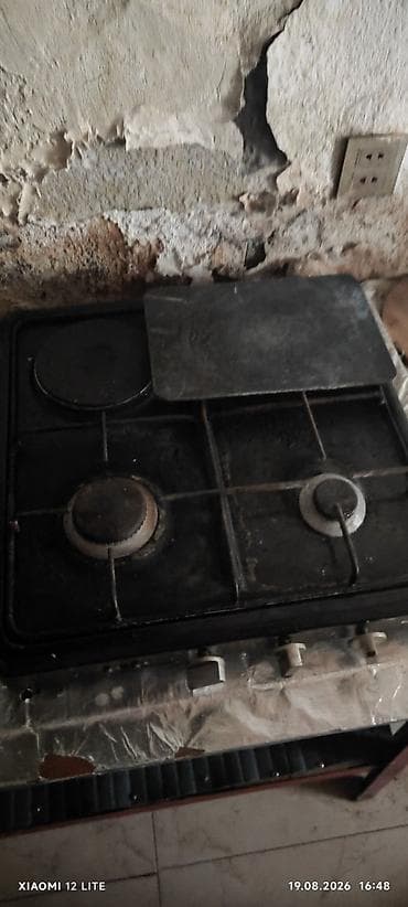 Restoran, kafe avadanlığı: Kafe baglandigi ucun butun esyalar serfeli qiymete satilir.Tecili — 4