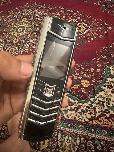 Vertu rəng - Qara, Düyməli