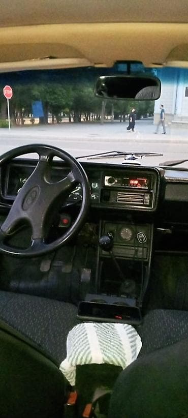 satılık araba: VAZ 2107 sedan 2006 cı il buraxılış — 5 pilləli sürət qutusu mator 03 — 6