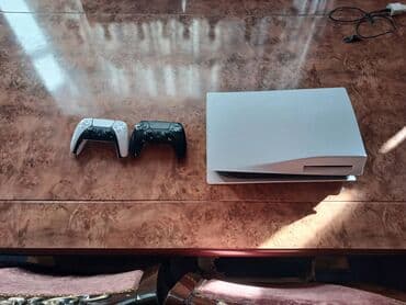 vətən komputer: Cox yaxsi di playstation 5 2 pultu ile birlikde dide dir icinde 4 — 1