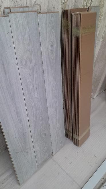 Двери и комплектующие: Məhsul: Laminat döşəmə panelləri və plintuslar (boz-ağ palıd naxışlı) — 4