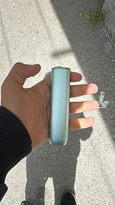 IQOS cihazı – daşınan tütün qızdırma sistemi - Model: IQOS (üst