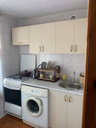 qarayev obyekt: Qaraev metrosuna yaxin 5 mertebeli binanın 5-ci mərtəbəsində — 2