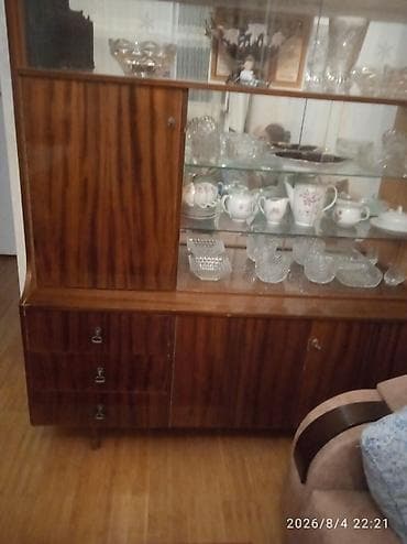 cerez: Vitrinli bufet şkaf - Material: ağac karkas, taxta üzlük (qoz rəng — 1