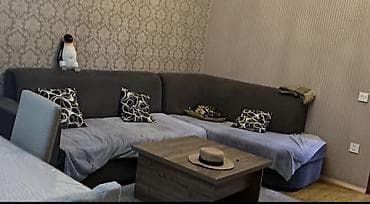 Künc divan dəsti Sekilde de gorunduyu kimi tekce bir hissenin