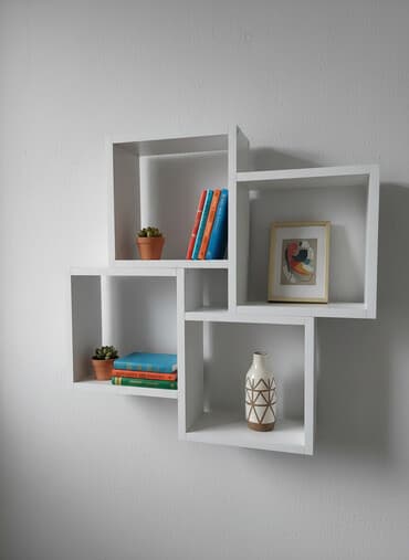 suvenir balıq: Yeni, Kitab rəfi — 1