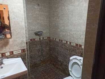 1 комнатная квартира снять: Nərimanov metrosuna yaxın 5 mertebeli binanın 1-ci mərtəbəsində — 9