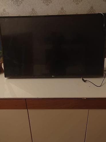 Ticarət tərəziləri: Şüşəli dolab vitrini, İşlənmiş — 2