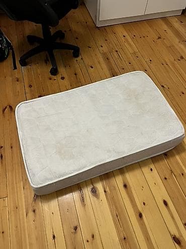 Körpələr üçün Süngər Döşək