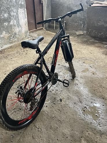 velosiped 26 saft: Velosiped – dağ tipli, 26" təkərli, alüminium gövdə. Xüsusiyyətlər: - — 1