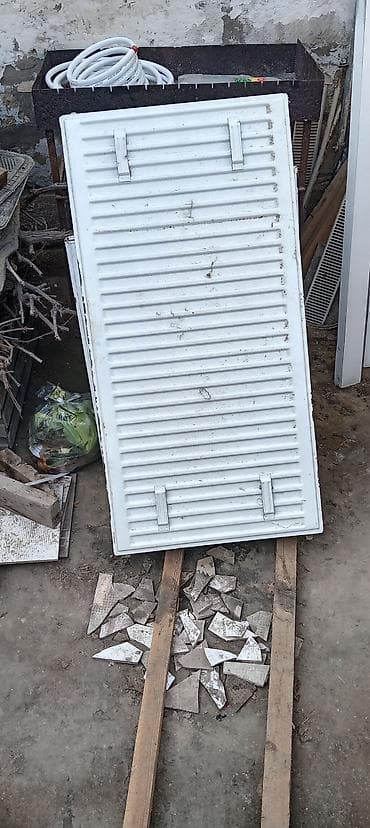 panel radyatır: Panel radiatorlar (su ilə isitmə üçün) - Material: polad panel - — 2