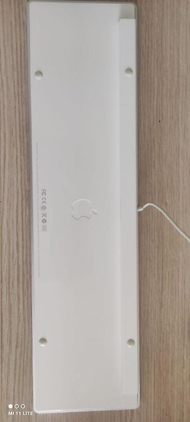 kompüter manitor: Apple USB Keyboard (tam ölçülü, sayısal bloklu) - Model: Apple USB — 3