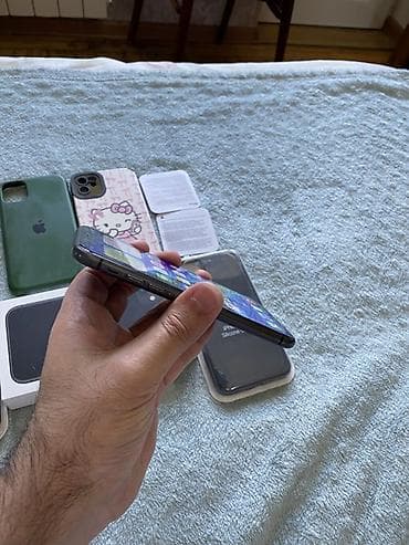 iphone 11 128: IPhone 11, 128 GB, Qara, Face ID — 7