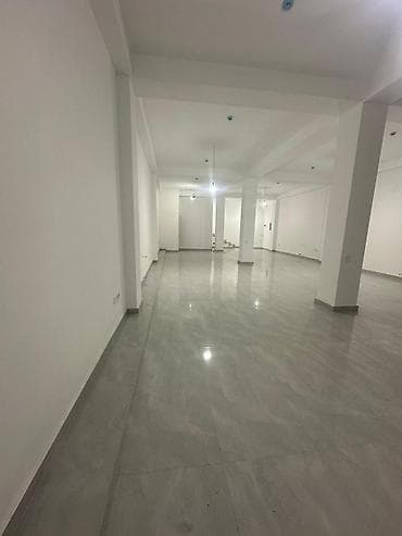 agstafa ev satilir: Kommersiya obyektinin icarəsi/satışı üçün geniş və işıqlı məkan. - — 6