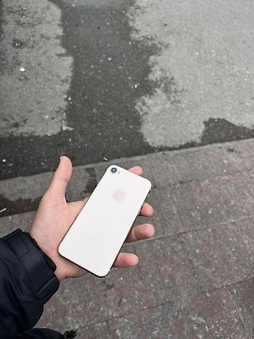 iphone 14 pro max qiymet: IPhone 8, 64 GB, Qızılı, Simsiz şarj — 2