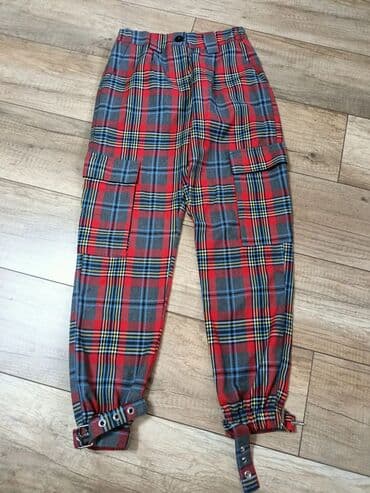 детские шорты для роллеров: Bershka salvar, ideal veziyetdedir, geyilmiyib, tep tezedir Bershkadan — 3