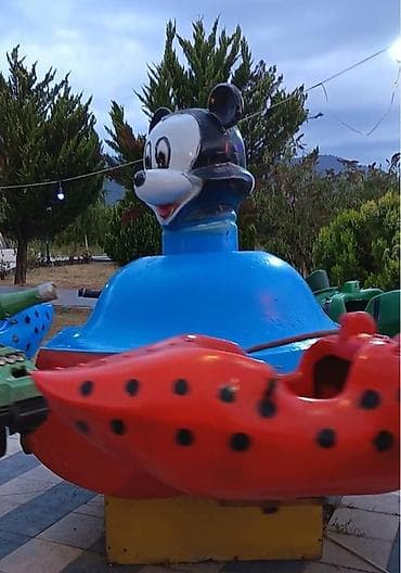 Оборудование для производства: Islek veziyyetdedir cuzi oturacaqlarinda xerc var kraskalanmalidi — 2