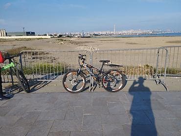 peredok velosiped: Velosiped yaxşı vəziyyətdədir.Bir problemi skorus və Tormuzu — 4