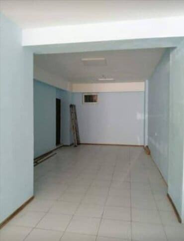 киоск в аренду: Yasamal rayonu Nizami metrosunun yaxınlığında 9 mərtəbəli binanın 1-ci — 2